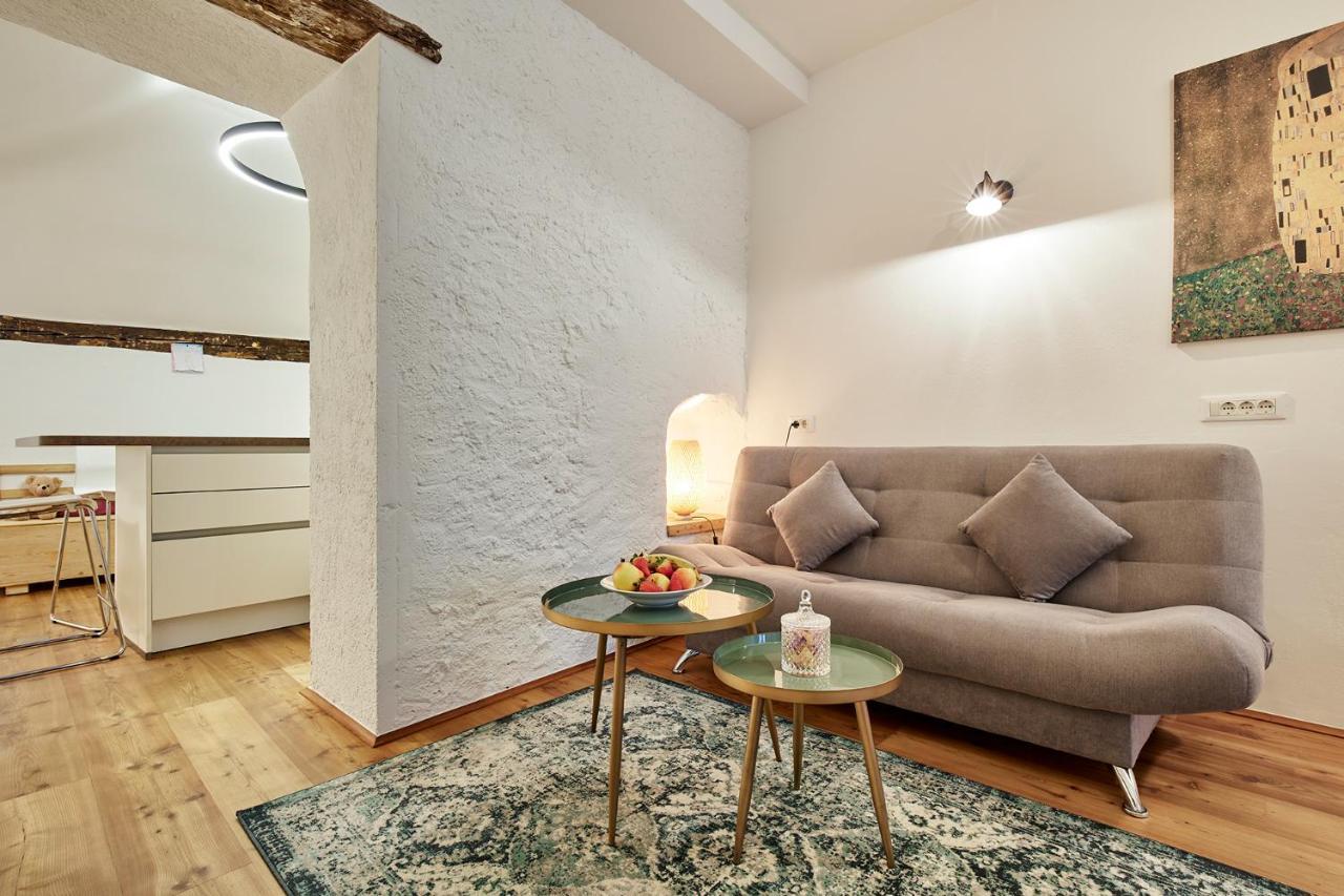 Karina Lauben Lodge Egna Ngoại thất bức ảnh