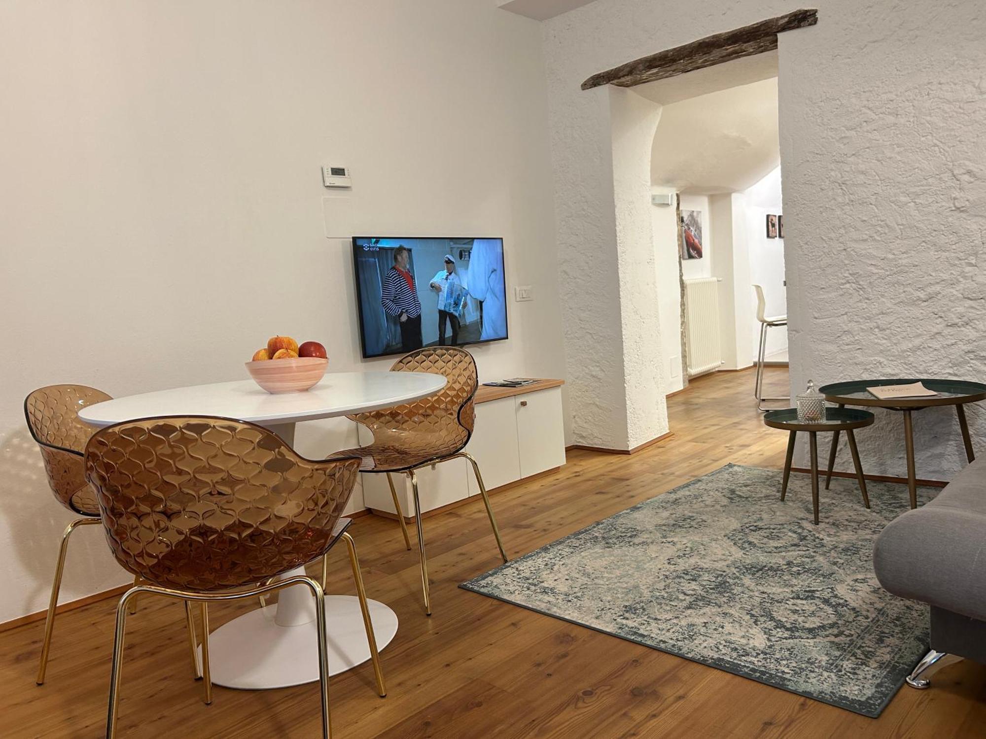 Karina Lauben Lodge Egna Ngoại thất bức ảnh